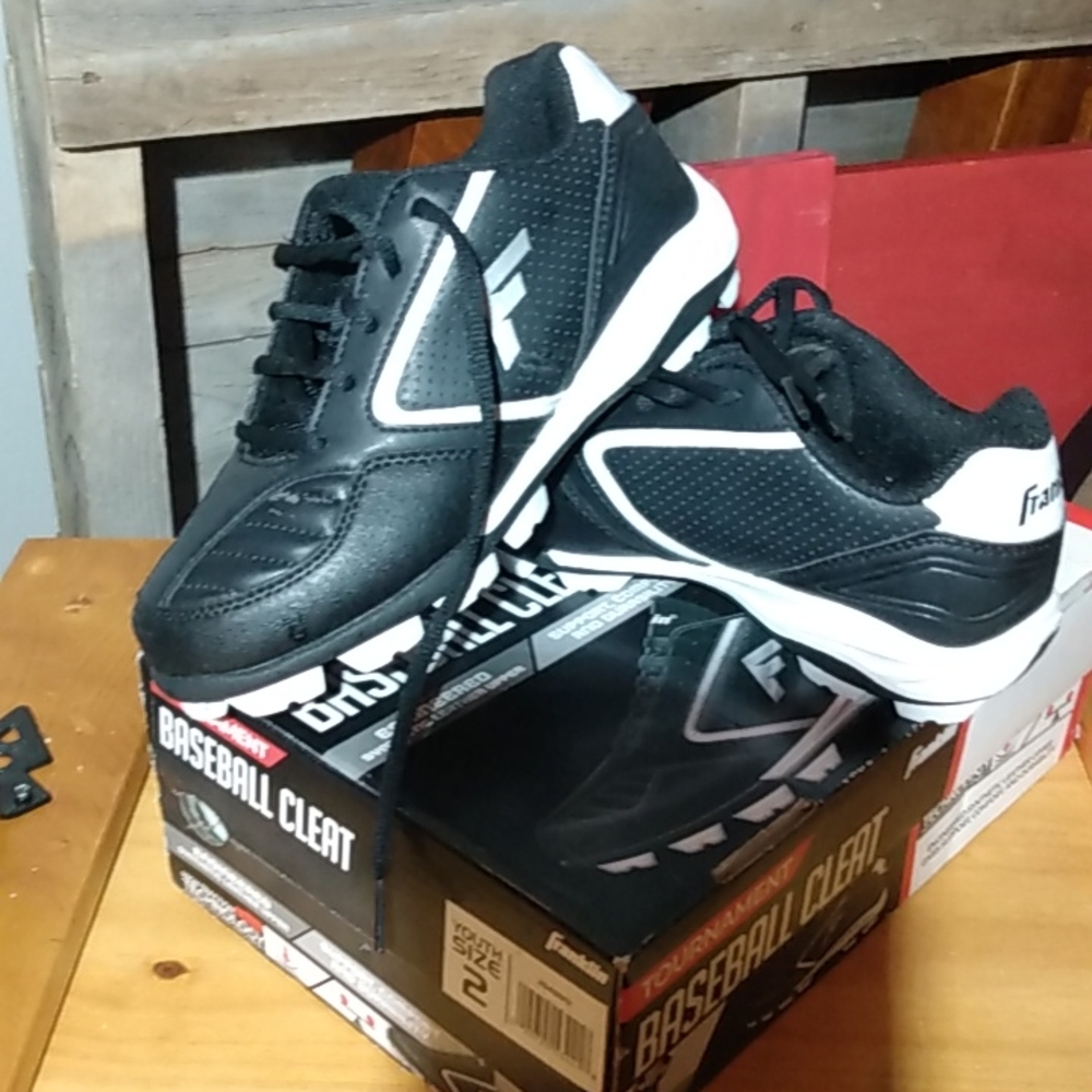 Franklin youth Baseball cleats